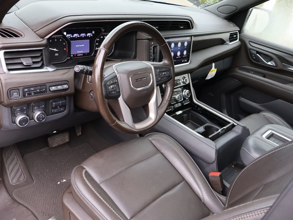 2021 GMC Yukon Denali - Photo 18