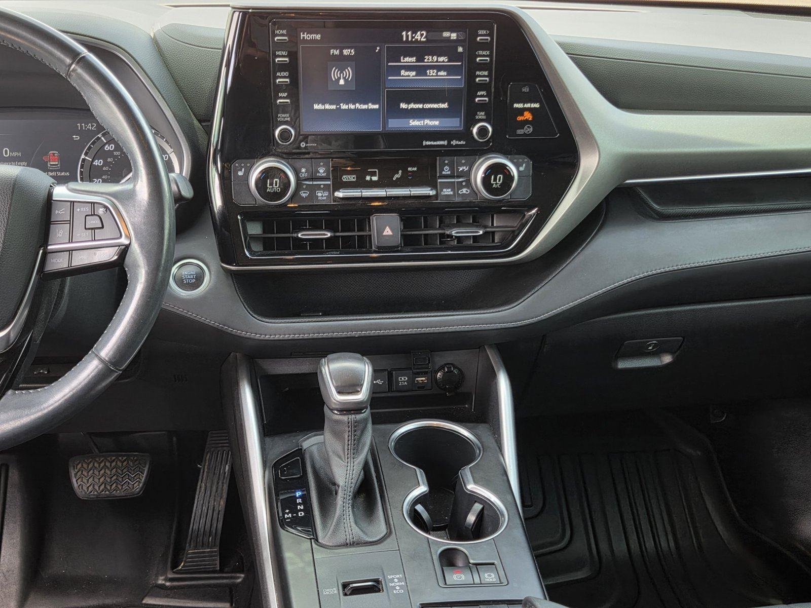 Used 2021 Midnight Black Metallic Toyota XLE image 10