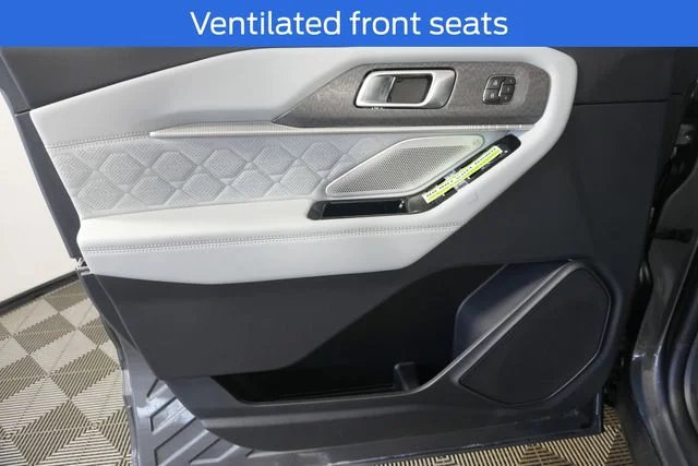 New 2026 Carbonized Gray Metallic Ford Platinum™ image 25