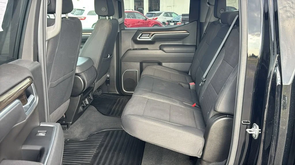 Used 2026 Black Chevrolet LT image 13