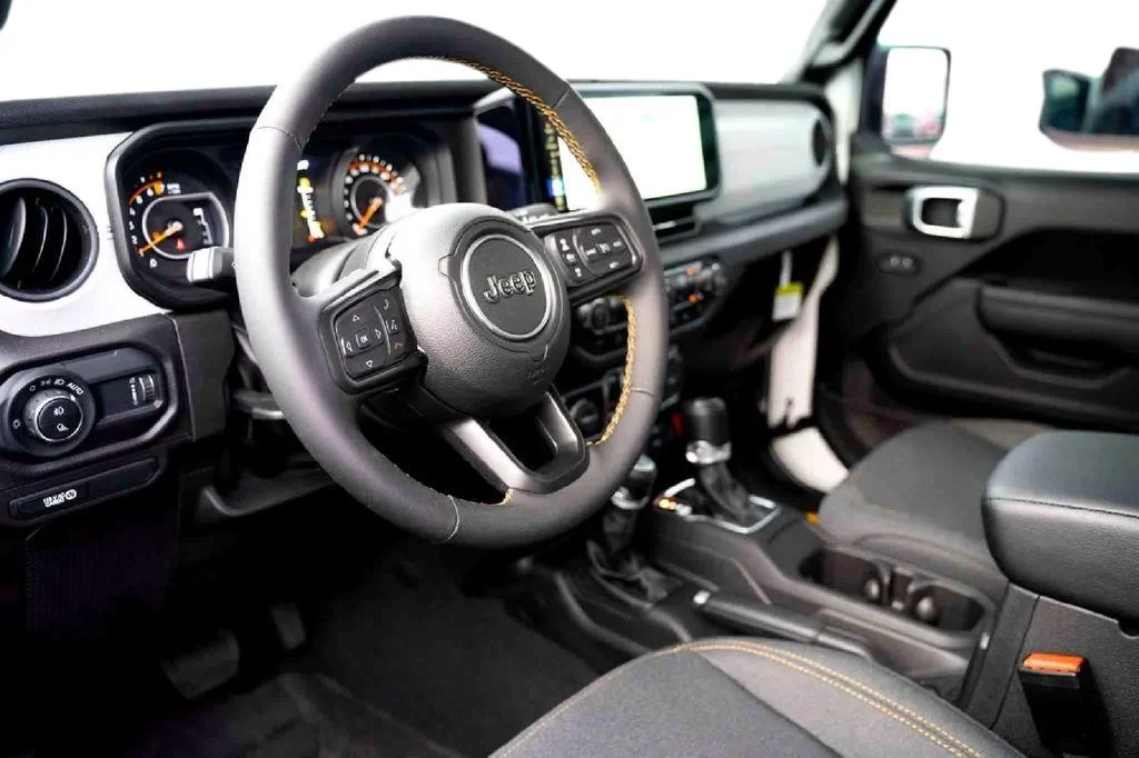 New 2024 White Jeep Sport S image 10