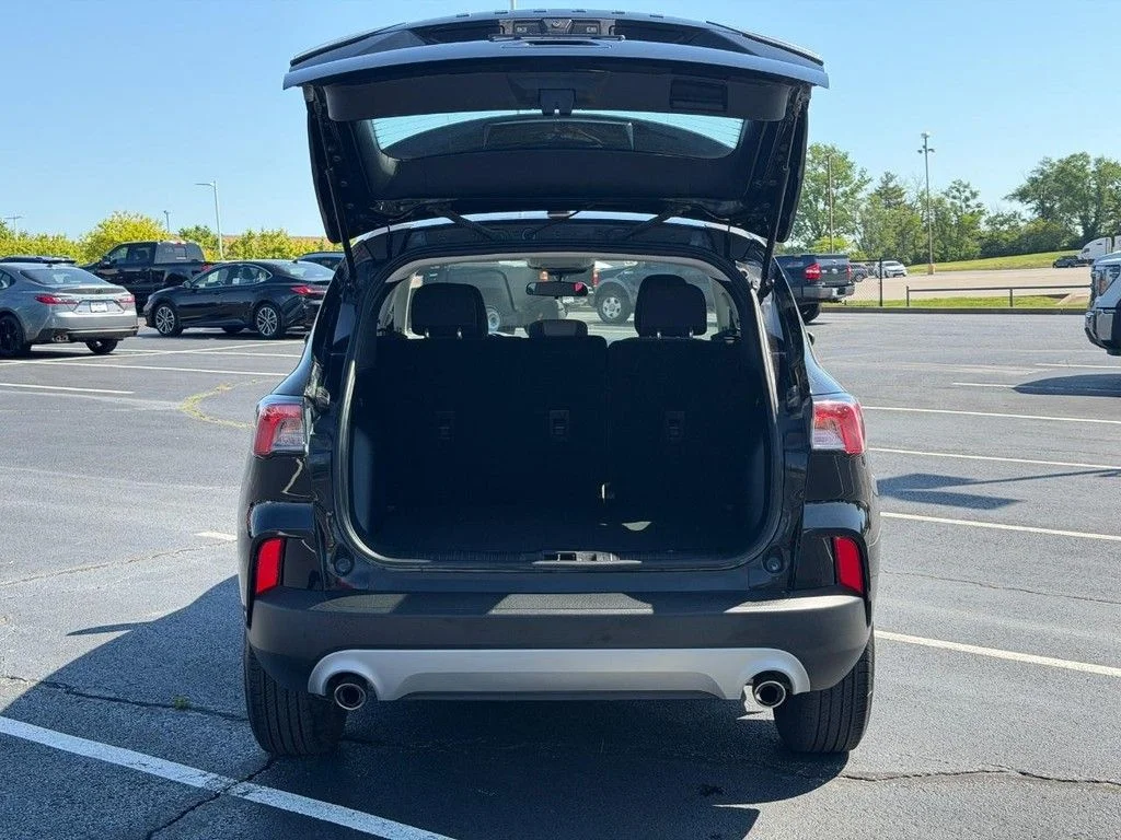 2022 Ford Escape S - Photo 11