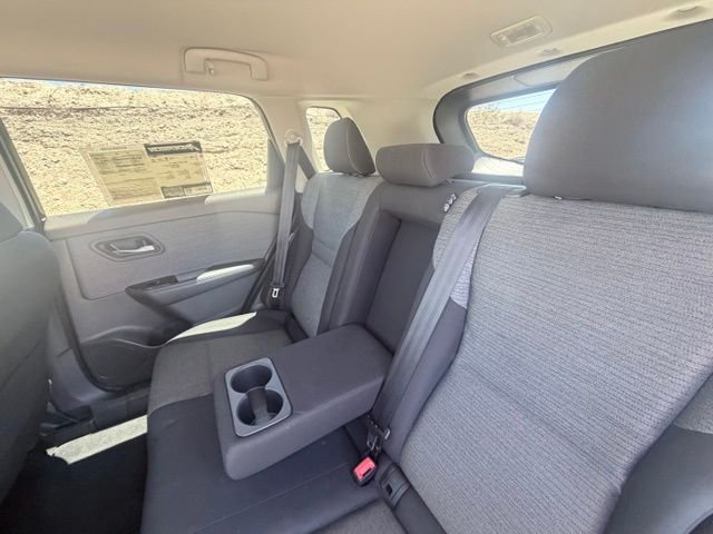 2021 Nissan Rogue SV - Photo 25