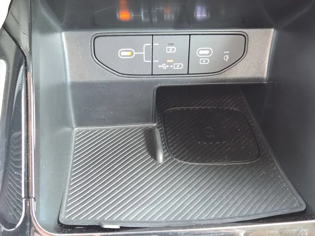 Used 2025 Wolf Gray Kia X-Line SX image 14
