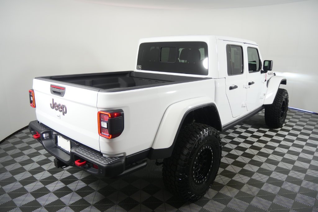 Used 2021 Bright White Clearcoat Jeep Rubicon image 5