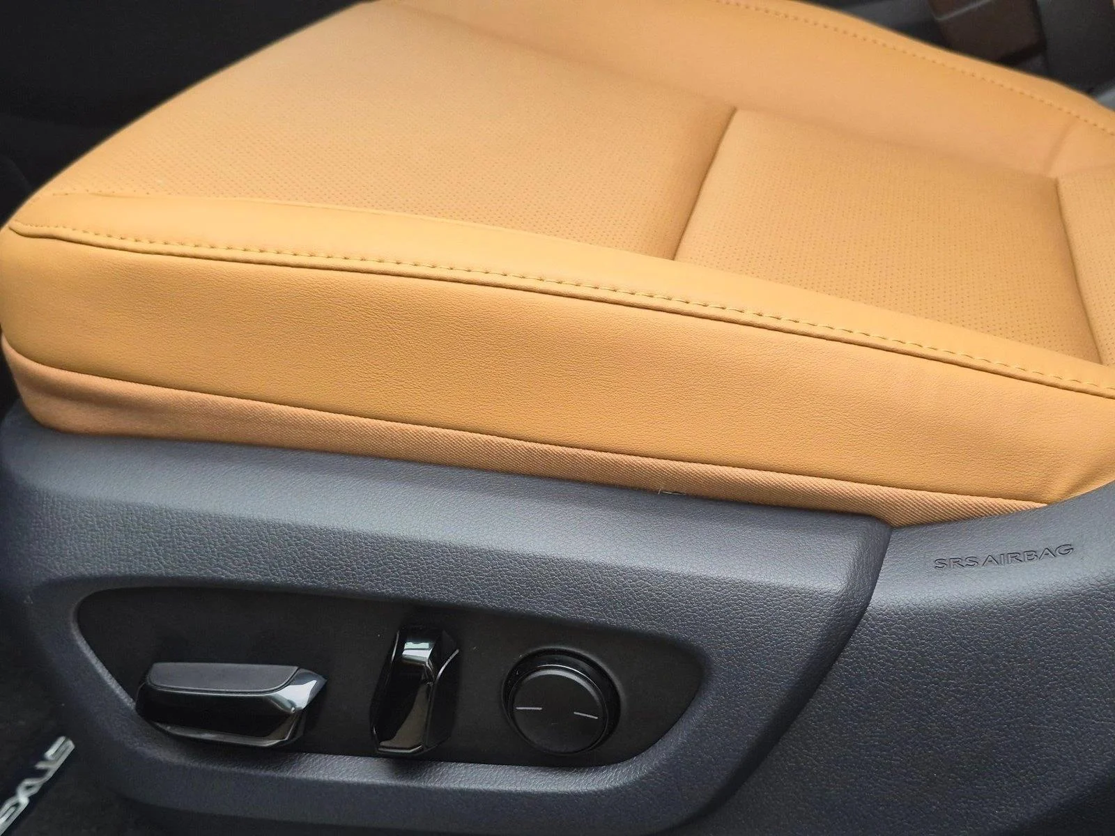 New 2026 Nori Green Pearl Lexus  350 AWD image 4