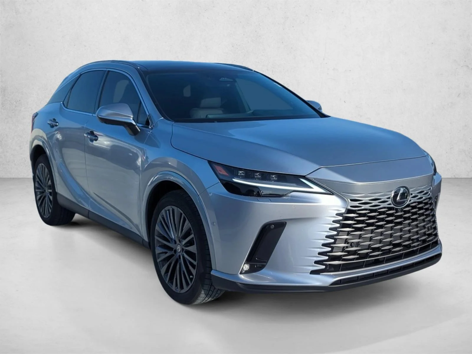 Used 2026 Iridium Lexus RX 350 Luxury image 3