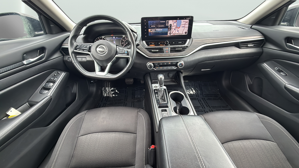 Used 2024 Black Nissan 2.5 SV image 14