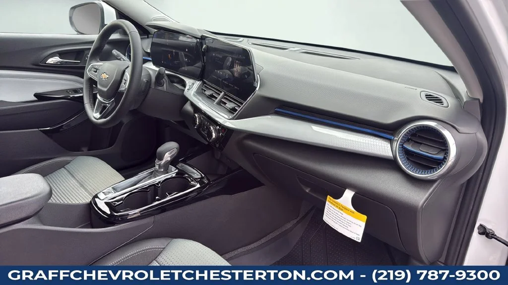 2026 Chevrolet Trax LT - Photo 34