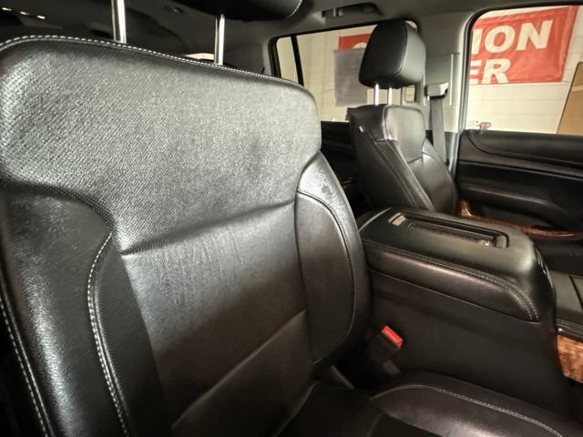 Used 2016 BLACK Chevrolet LTZ image 31