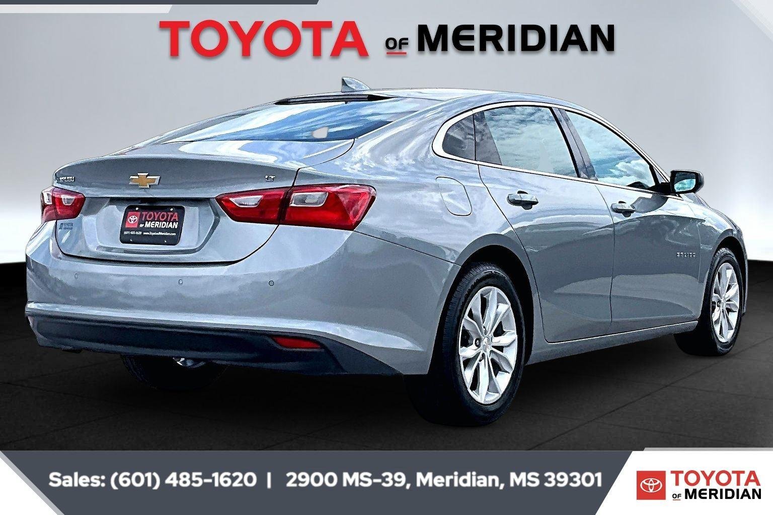 Used 2024 Sterling Gray Metallic Chevrolet LT image 11