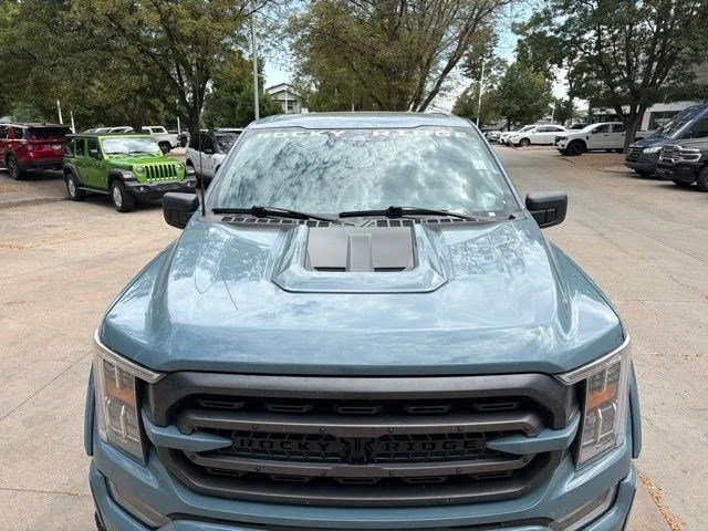 Used 2023 Blue Ford XLT image 9