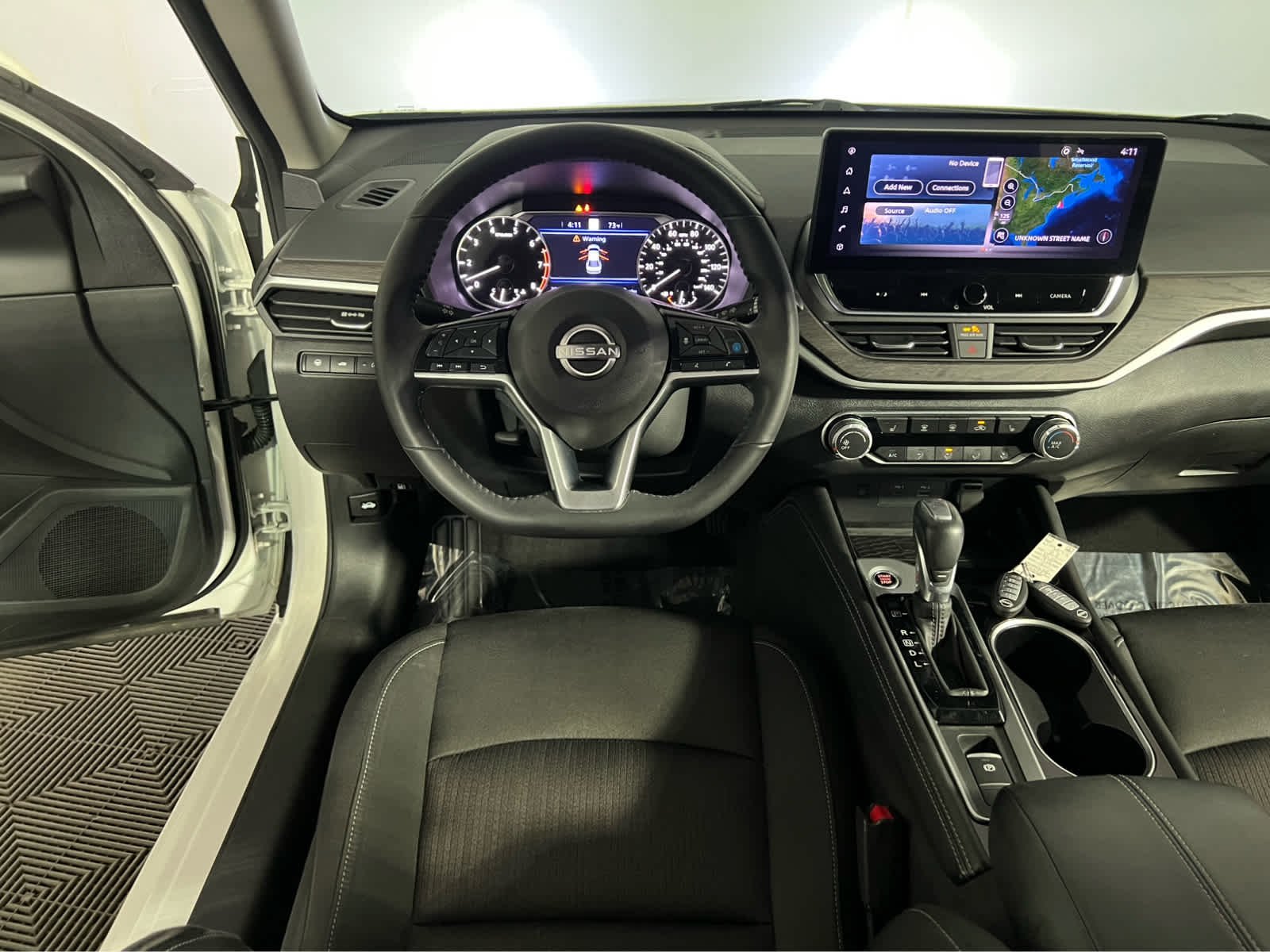 Certified Used 2023 Pearl White Tricoat Nissan 2.5 SV image 14