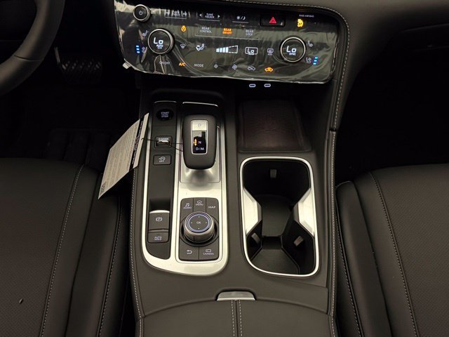 New 2026 RADIANT WHITE INFINITI Luxe FWD image 29