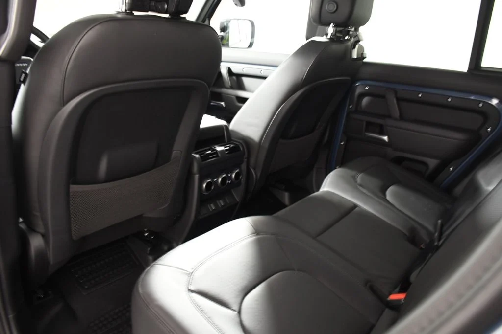 New 2026 Tasman Blue Land Rover X-Dynamic SE image 27