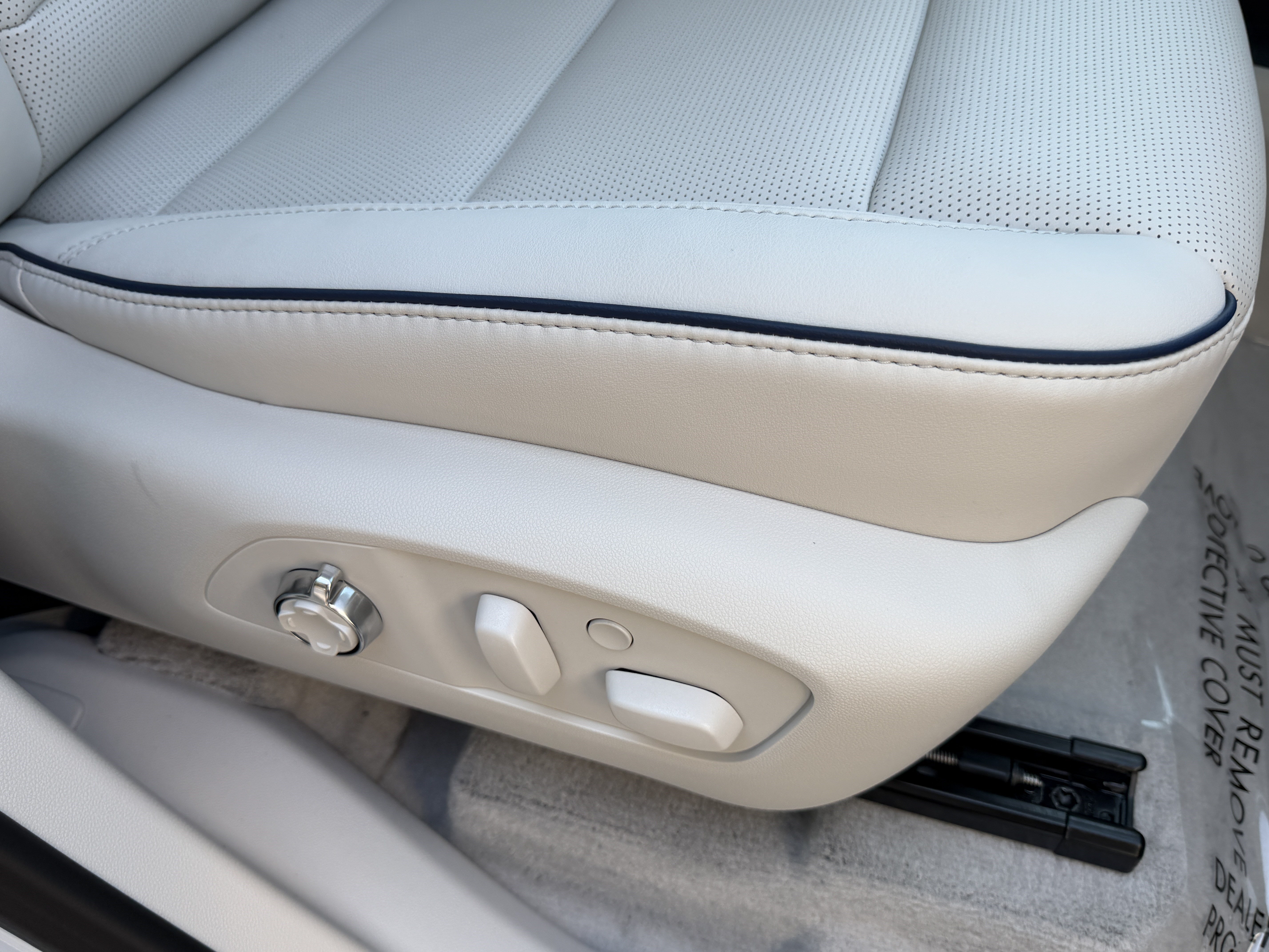 2026 Buick Enclave Avenir - Photo 22