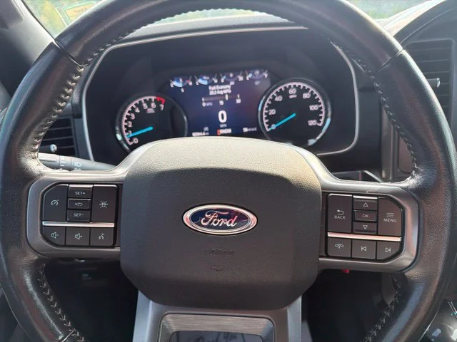 Used 2021 Black Ford XLT image 36