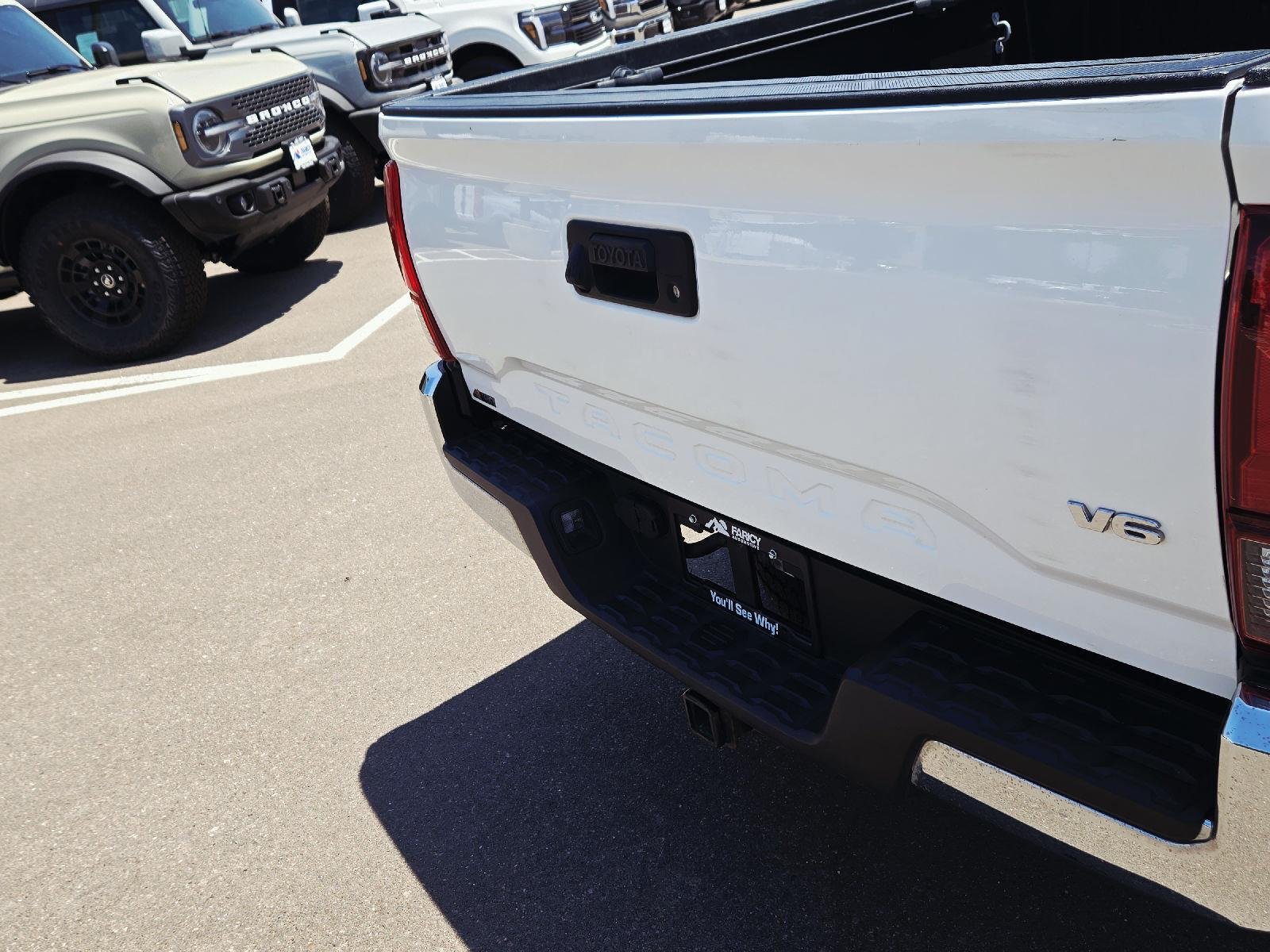 Used 2019 Super White Toyota TRD Off Road image 44