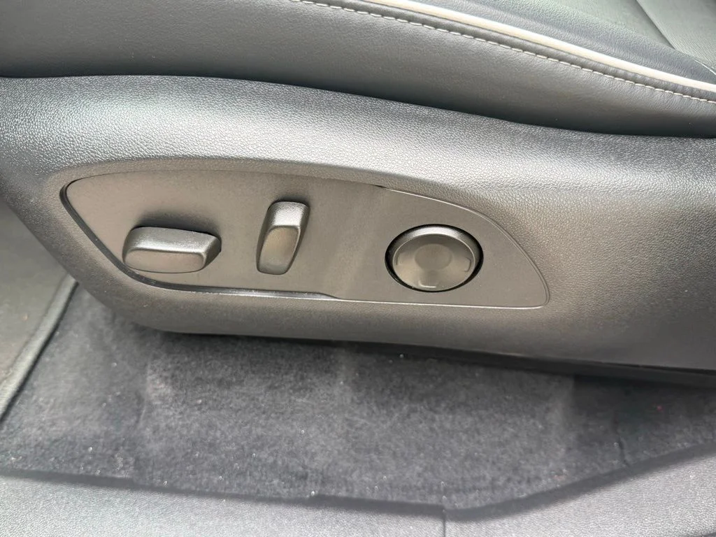 Used 2025 White Buick Preferred image 11