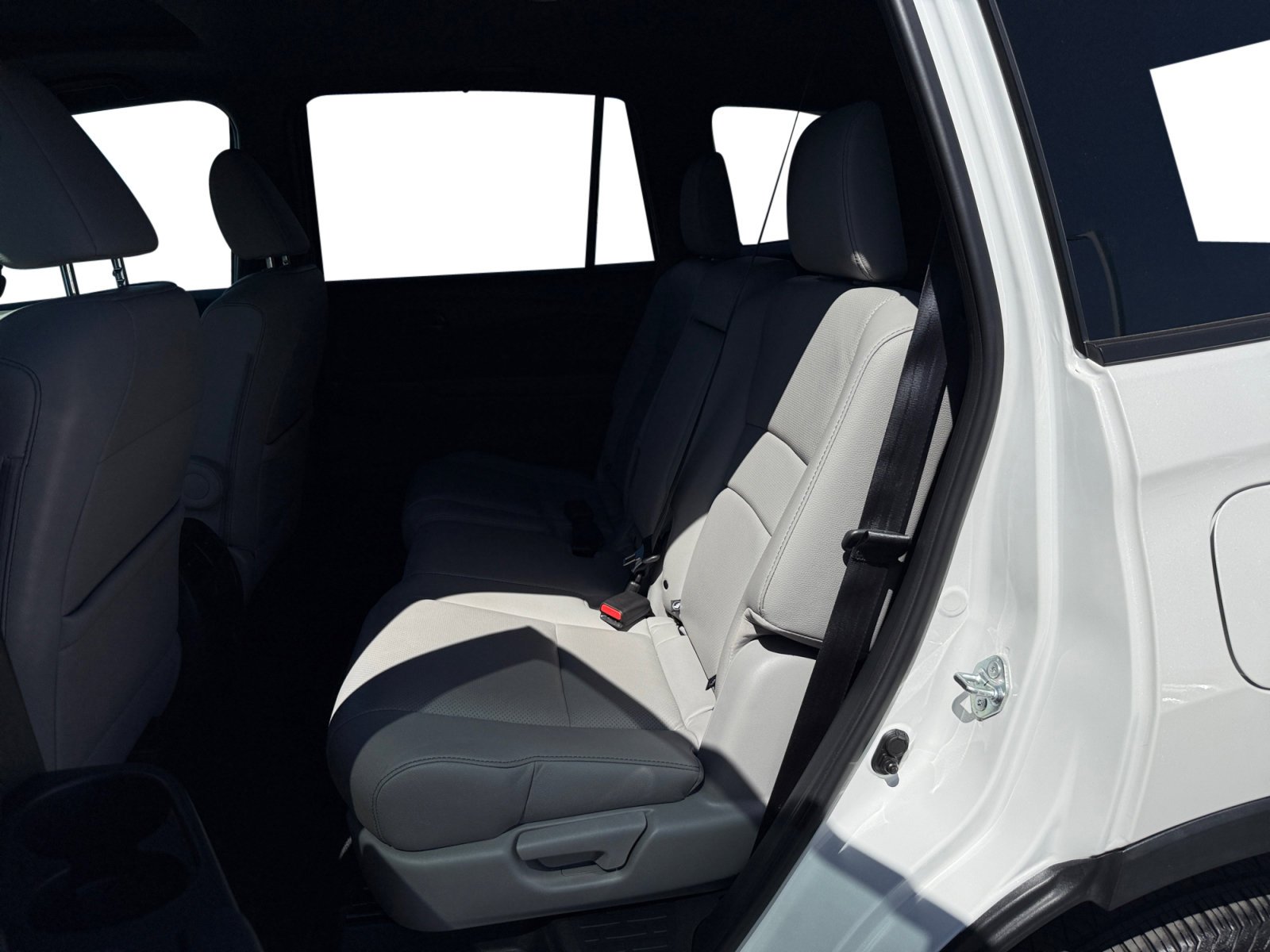 2023 Honda Passport EX-L - Photo 16