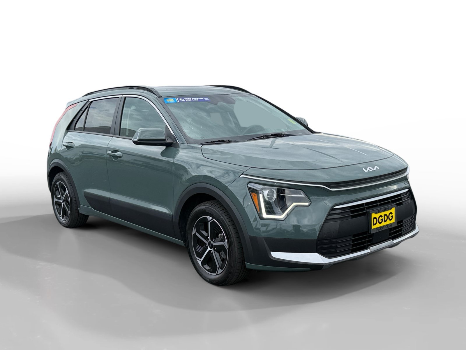 Used 2023 Green Kia EX image 7