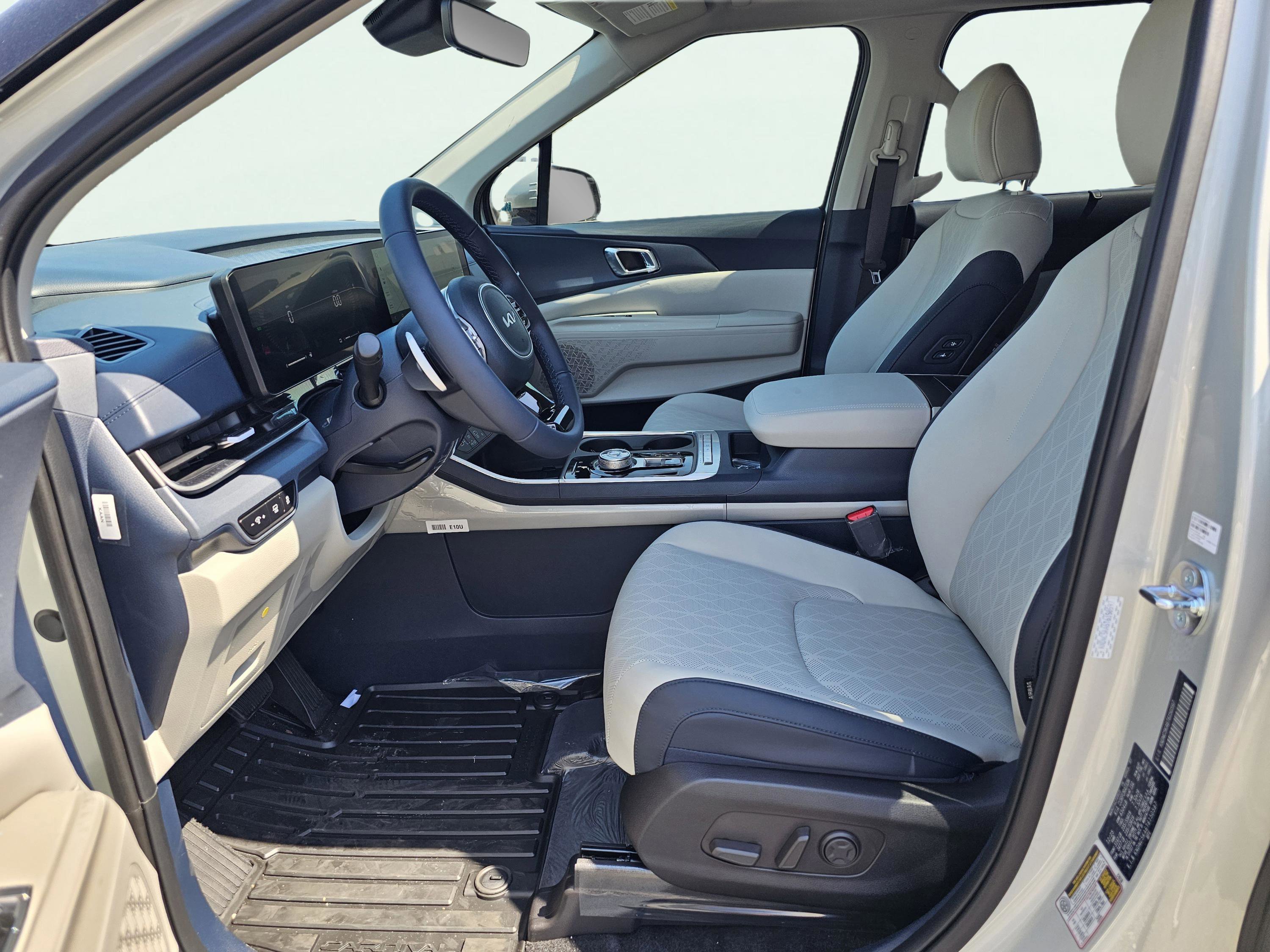 New 2026 Ivory Silver Kia EX image 16