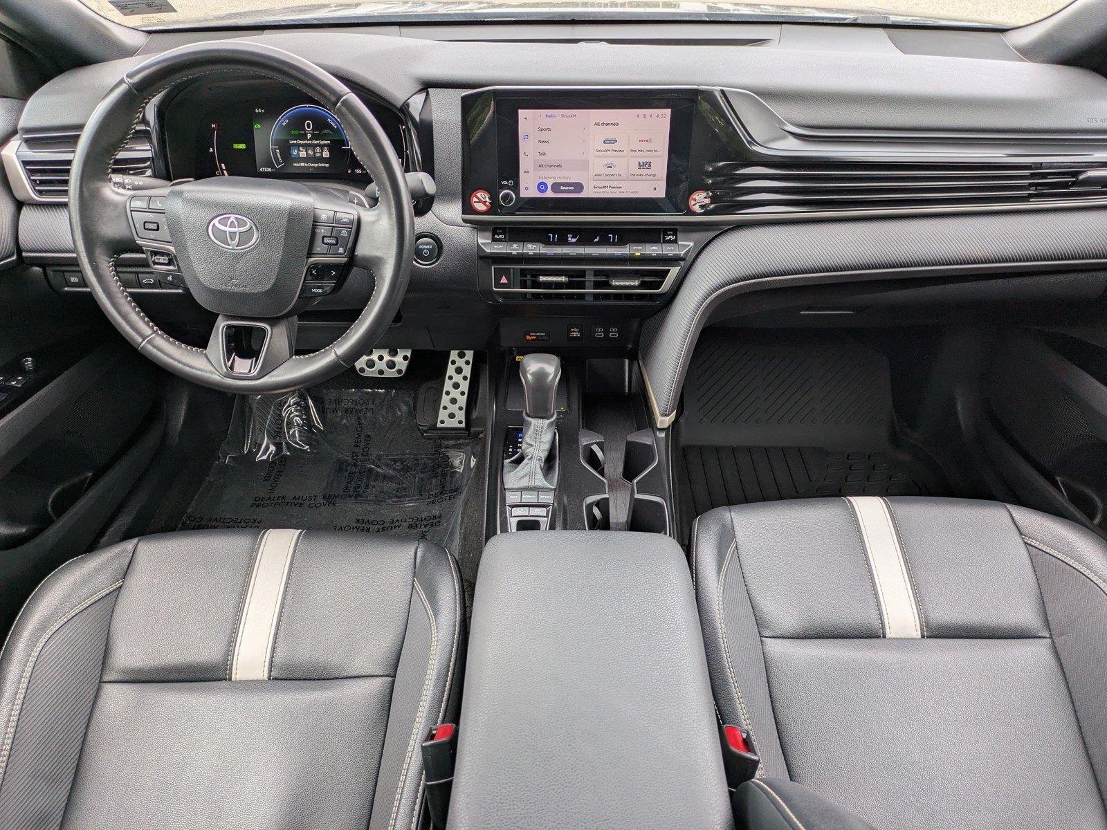 Certified Used 2025  Toyota SE image 14
