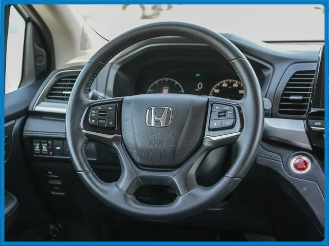 Certified Used 2025 Black Honda EX-L image 17
