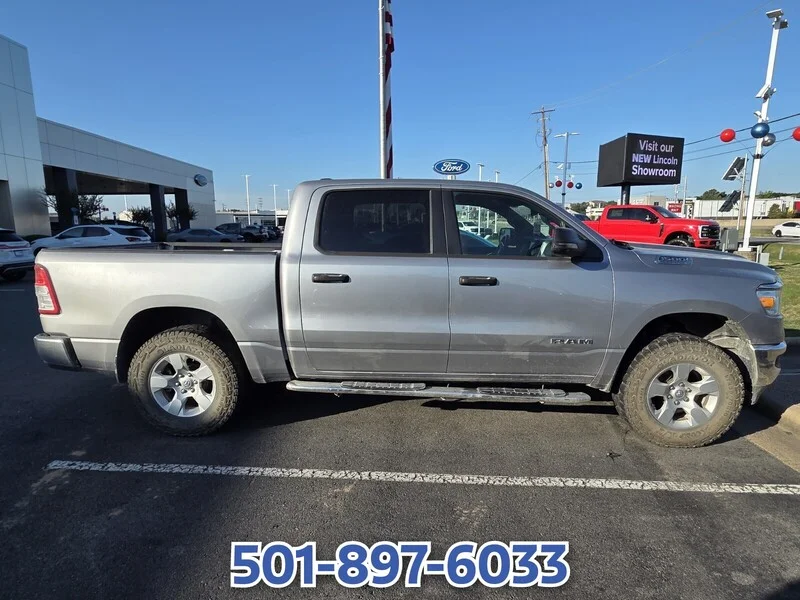 Used 2024 Billet Silver Metallic RAM BIG HORN/LONE STAR image 4