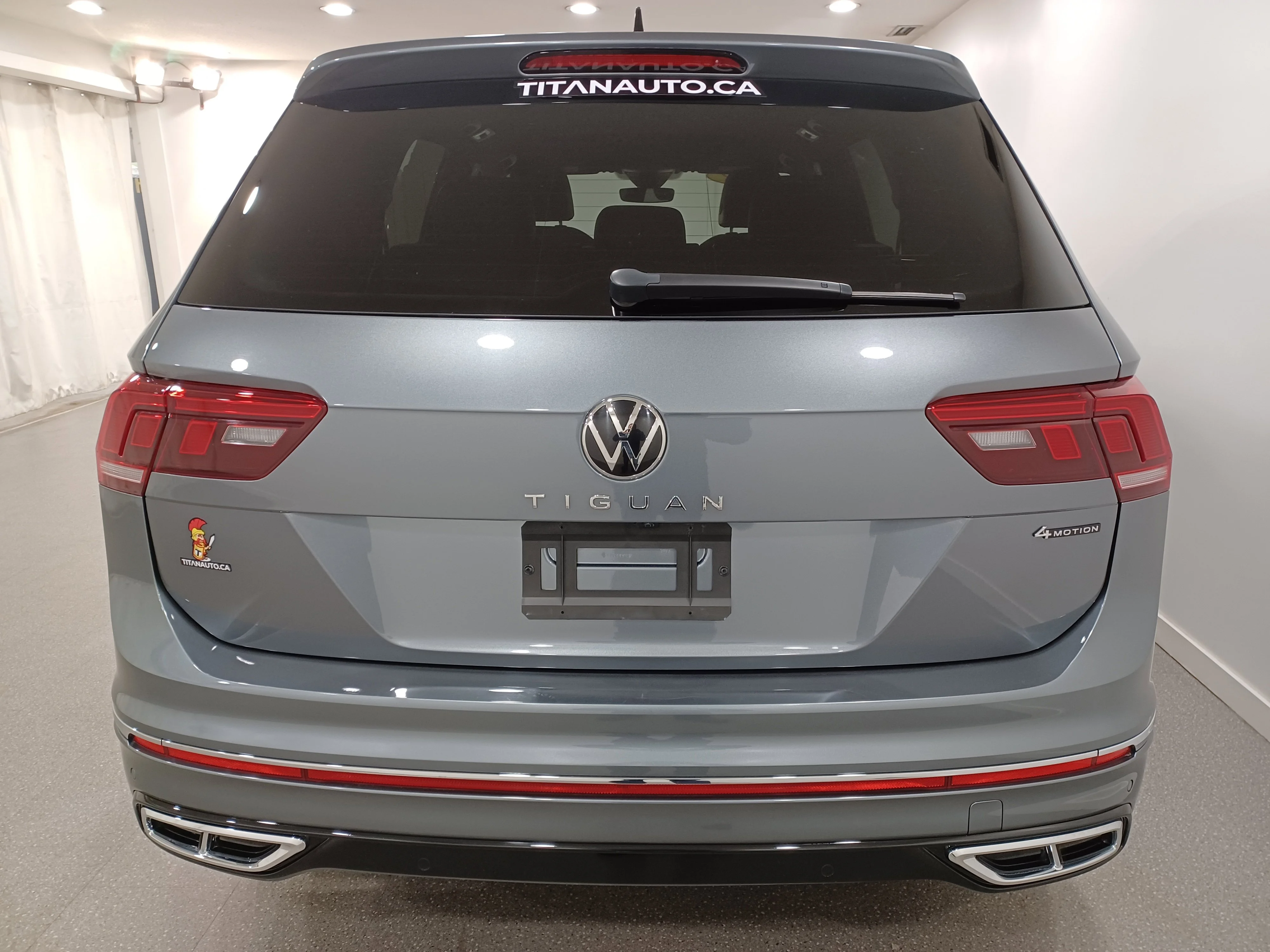 Certified Used 2022 Platinum Gray Metallic Volkswagen Highline R-Line 4Motion*Remote Start | Nav | 360 Cam | Htd & Cooled Leather | Pano Roof | Htd Wheel image 25