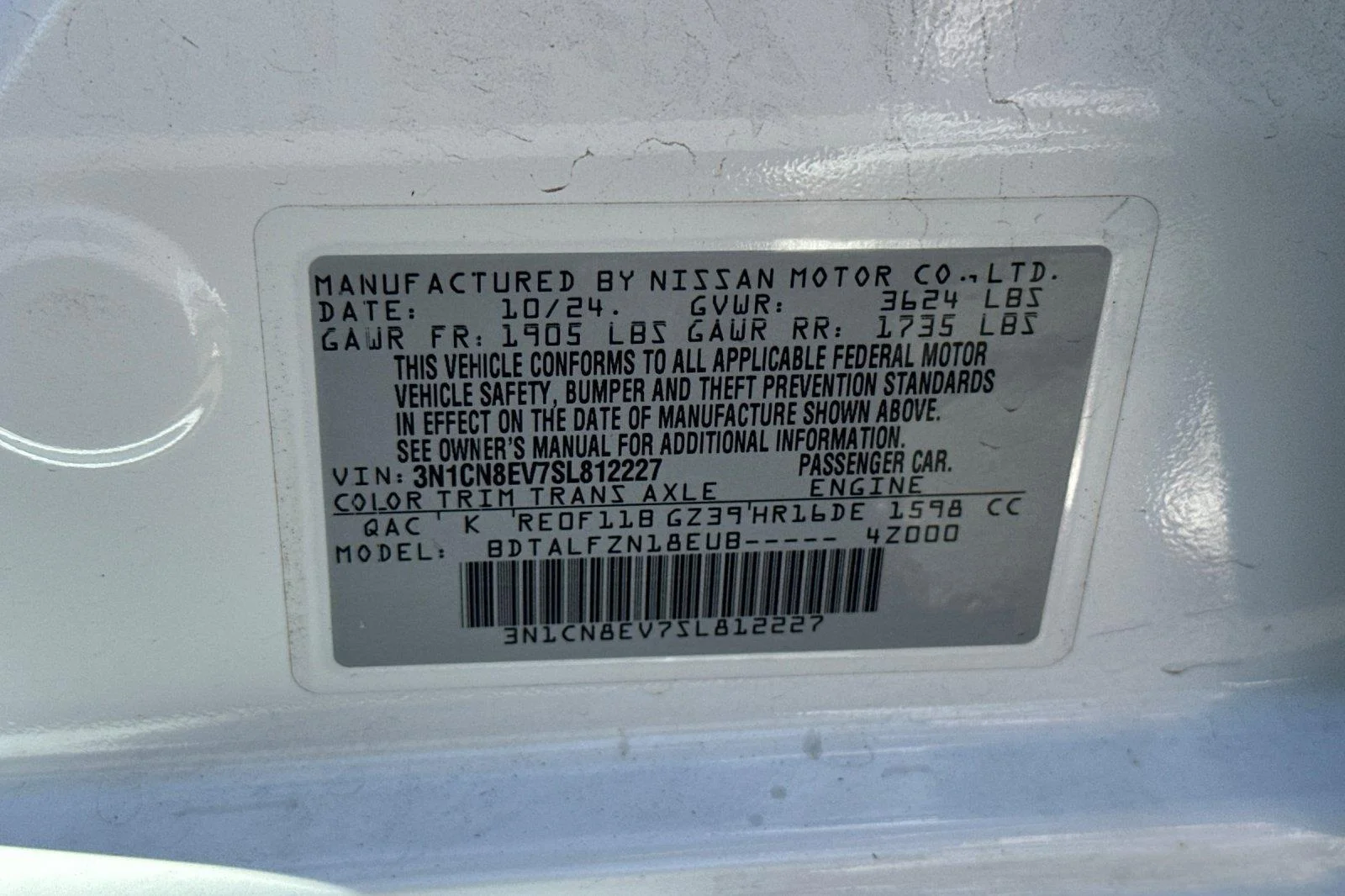 Used 2025 Aspen White Tricoat Nissan SV image 27