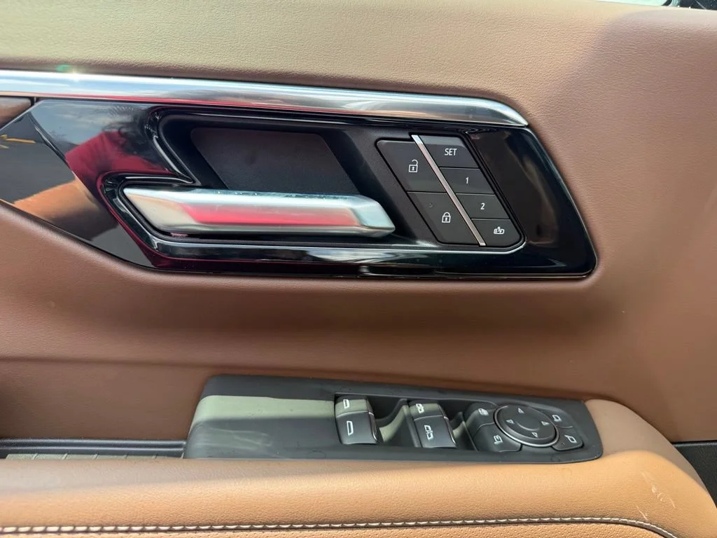 2026 Chevrolet Suburban High Country - Photo 18