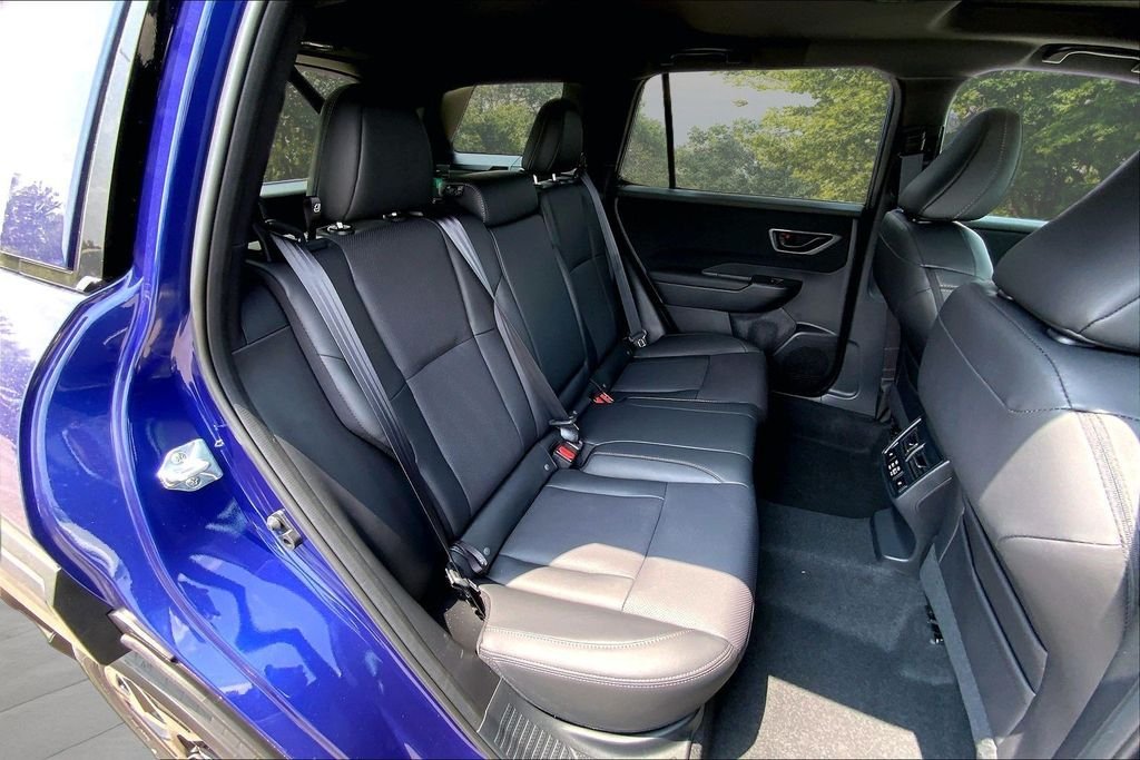 New 2026 SAPPHIRE BLUE PEARL Subaru Limited image 10