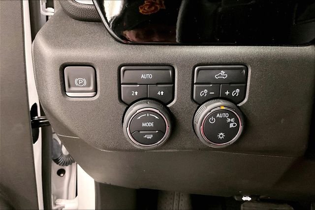 2023 Chevrolet Silverado 1500 LT - Photo 39