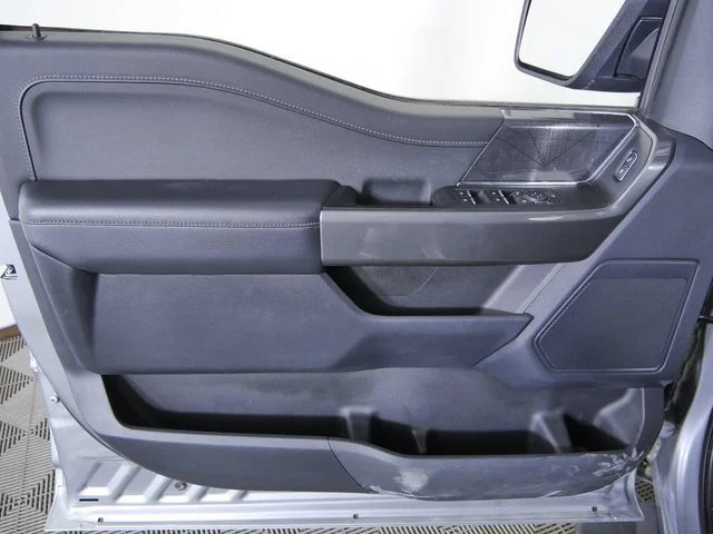 Used 2022 Silver Ford XLT image 21