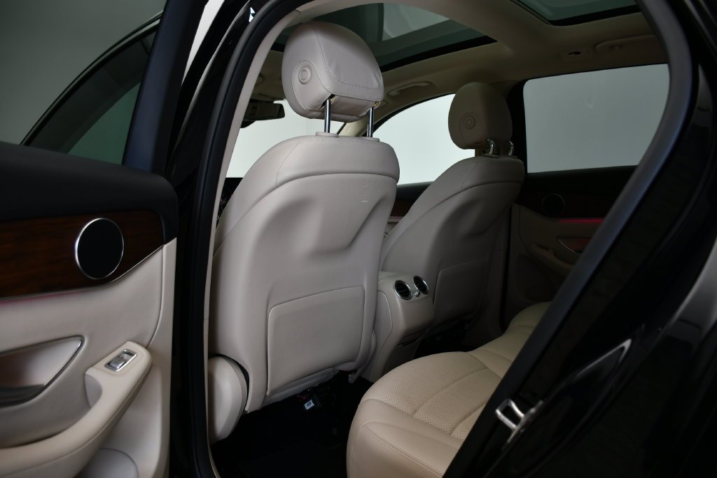 Certified Used 2022 Black Mercedes-Benz GLC 300 image 44