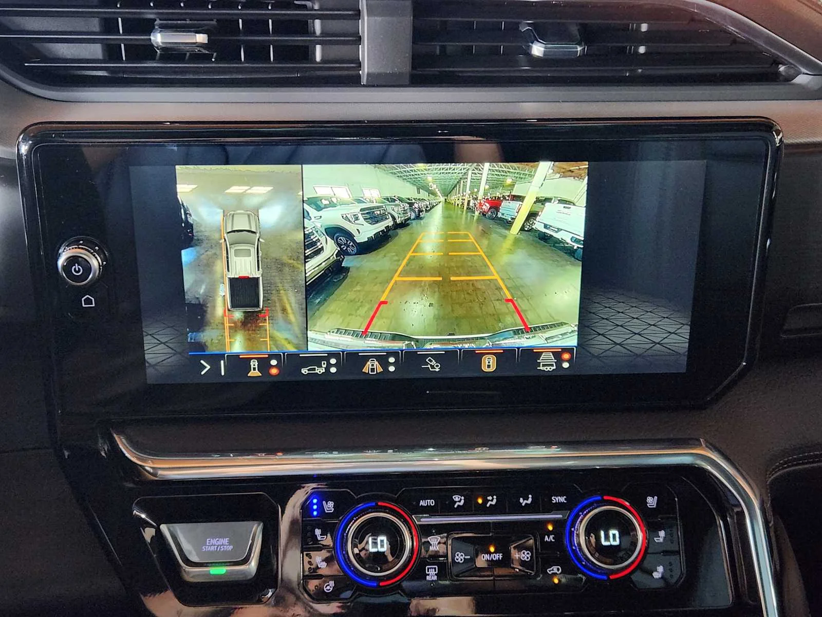 2026 GMC Sierra 1500 Denali - Photo 9
