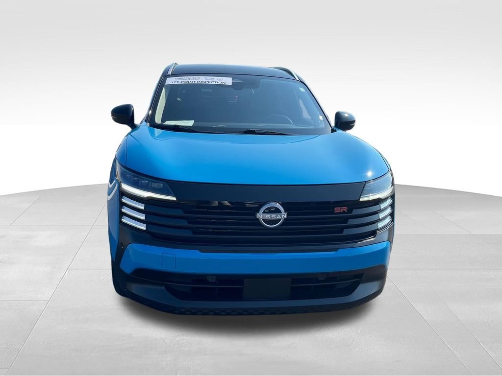 Used 2025 White Nissan SR image 8