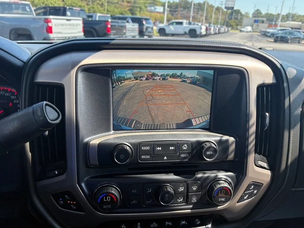 Used 2016 LIGHT STEEL GRAY METALLIC GMC Denali image 17