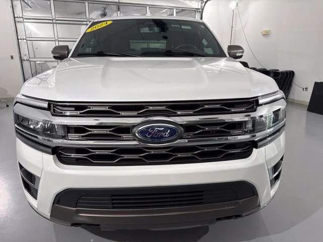 Used 2024 White Ford King Ranch image 2