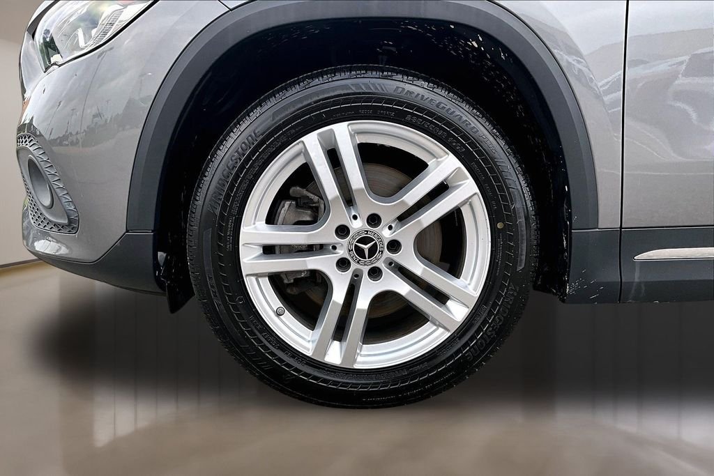 Used 2021 Gray Mercedes-Benz GLA 250 image 8
