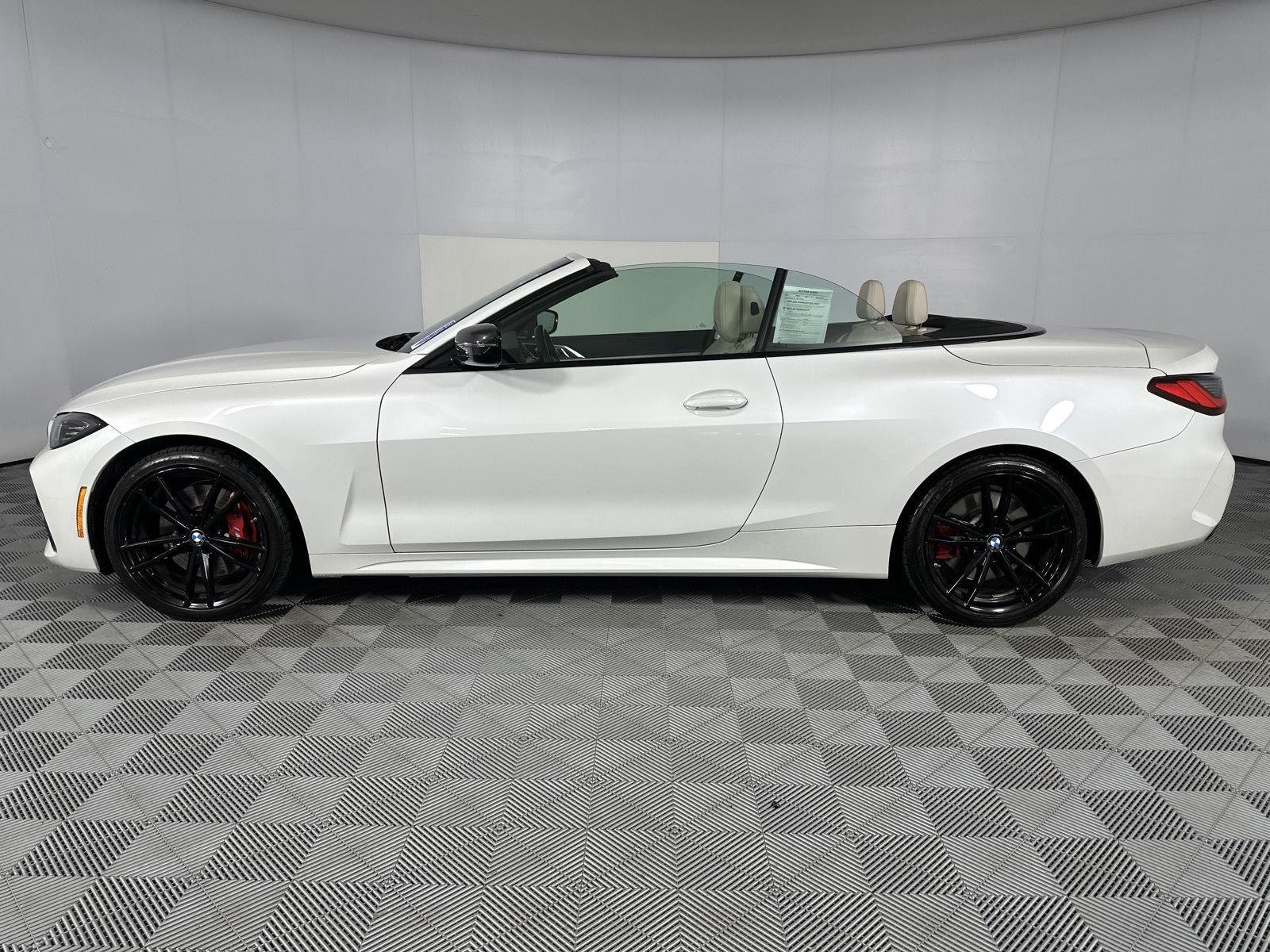 Certified Used 2024 Mineral White Metallic BMW M440i xDrive image 5