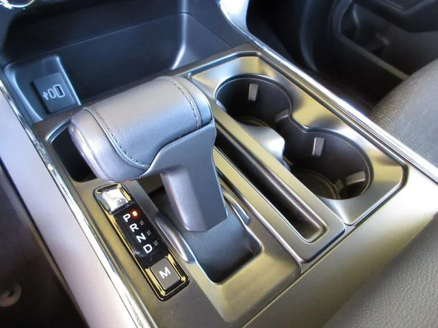 New 2026 Carbonized Gray Metallic Ford XLT image 21