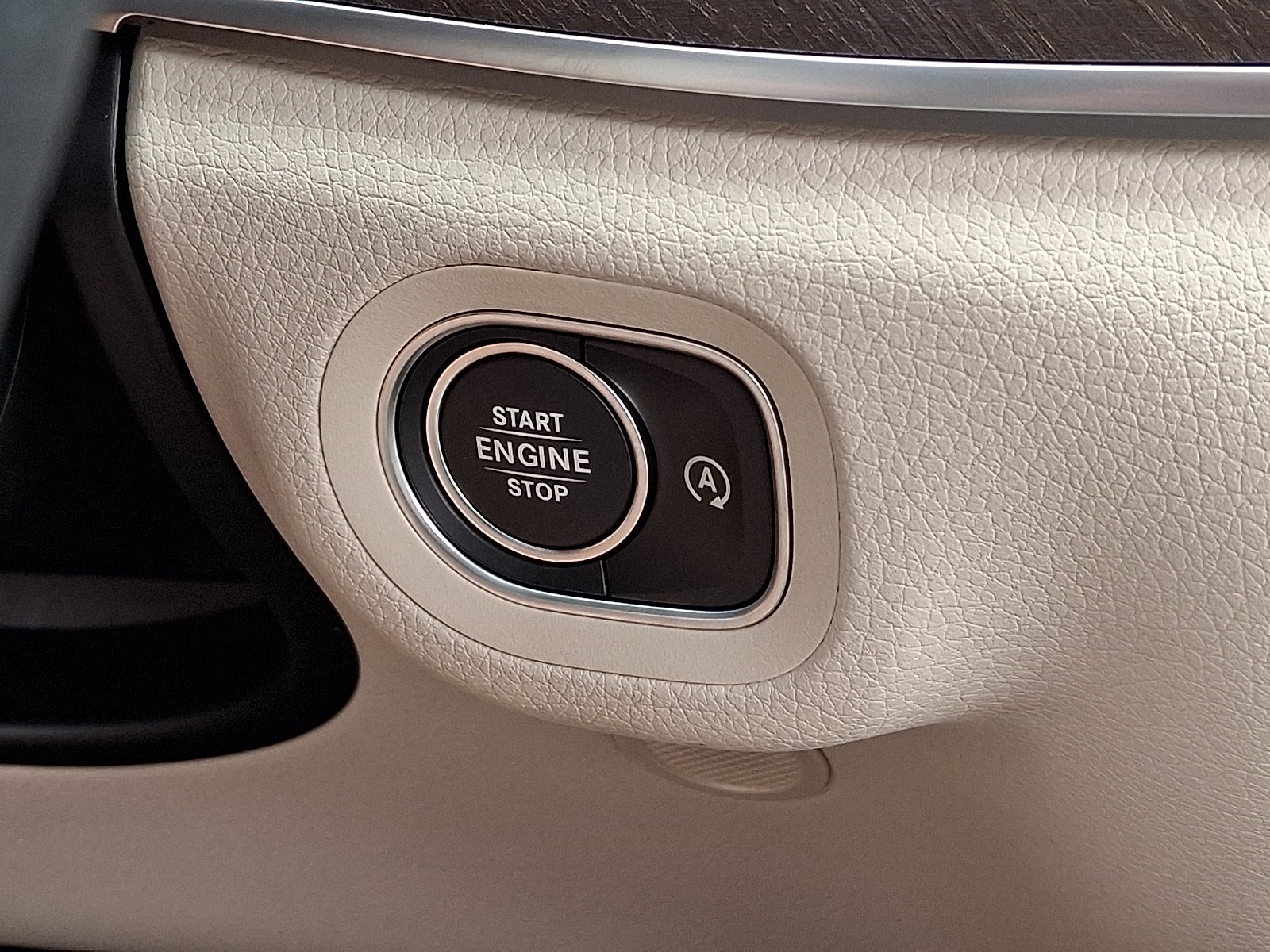 New 2027 Polar White Mercedes-Benz GLS 450 image 19