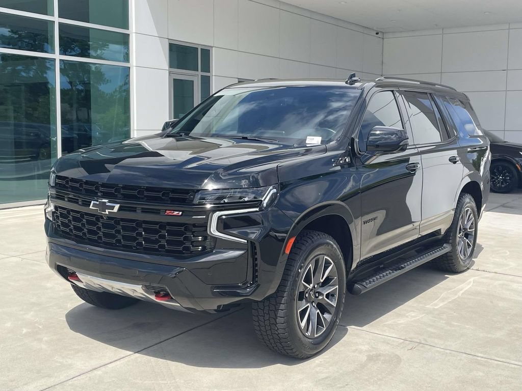 Used 2023 Black Chevrolet Z71 image 2