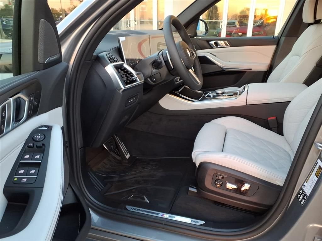 2026 BMW X5 40i - Photo 17