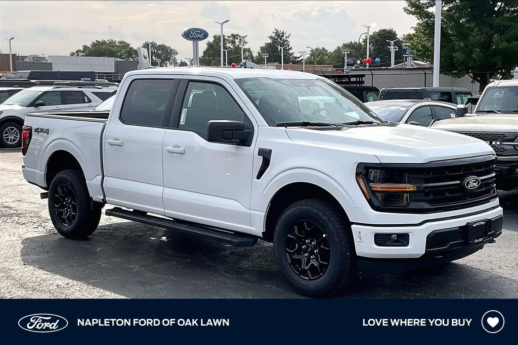 New 2026 White Ford XLT image 1