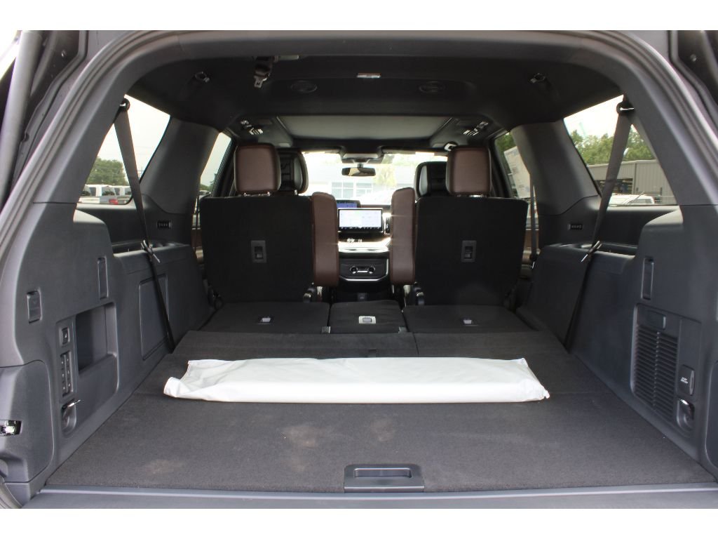 New 2027 Star White Metallic Tri-Coat Ford King Ranch image 25