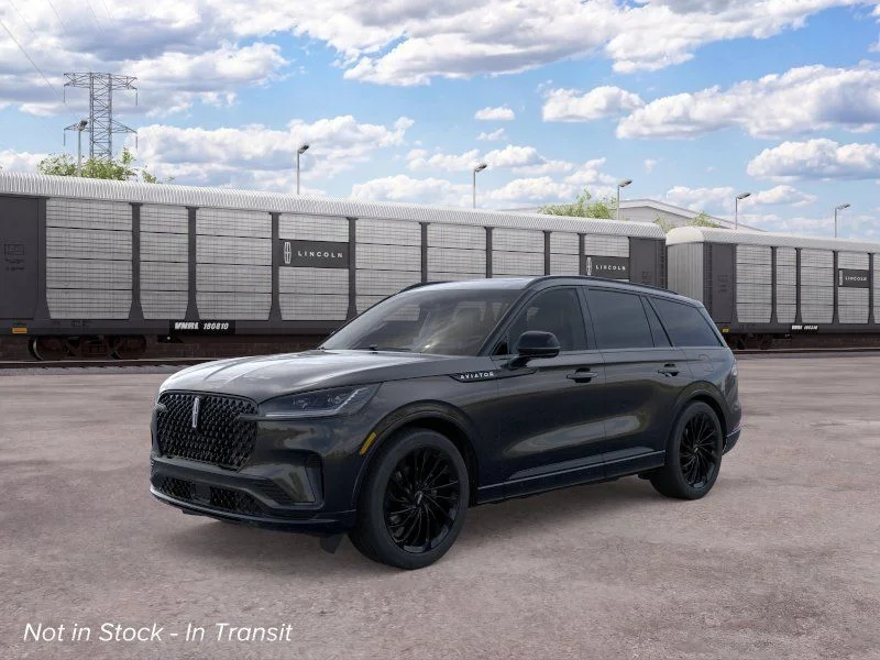 New 2026 Infinite Black Metallic Clearcoat Lincoln Reserve® image 1
