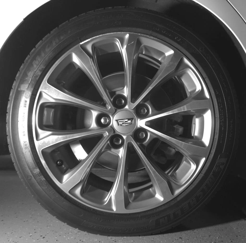 Used 2020 SUMMIT WHITE Cadillac Premium Luxury image 12